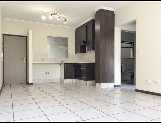 1 BEDROOM PROPERTY TO RENT IN LONEHILL